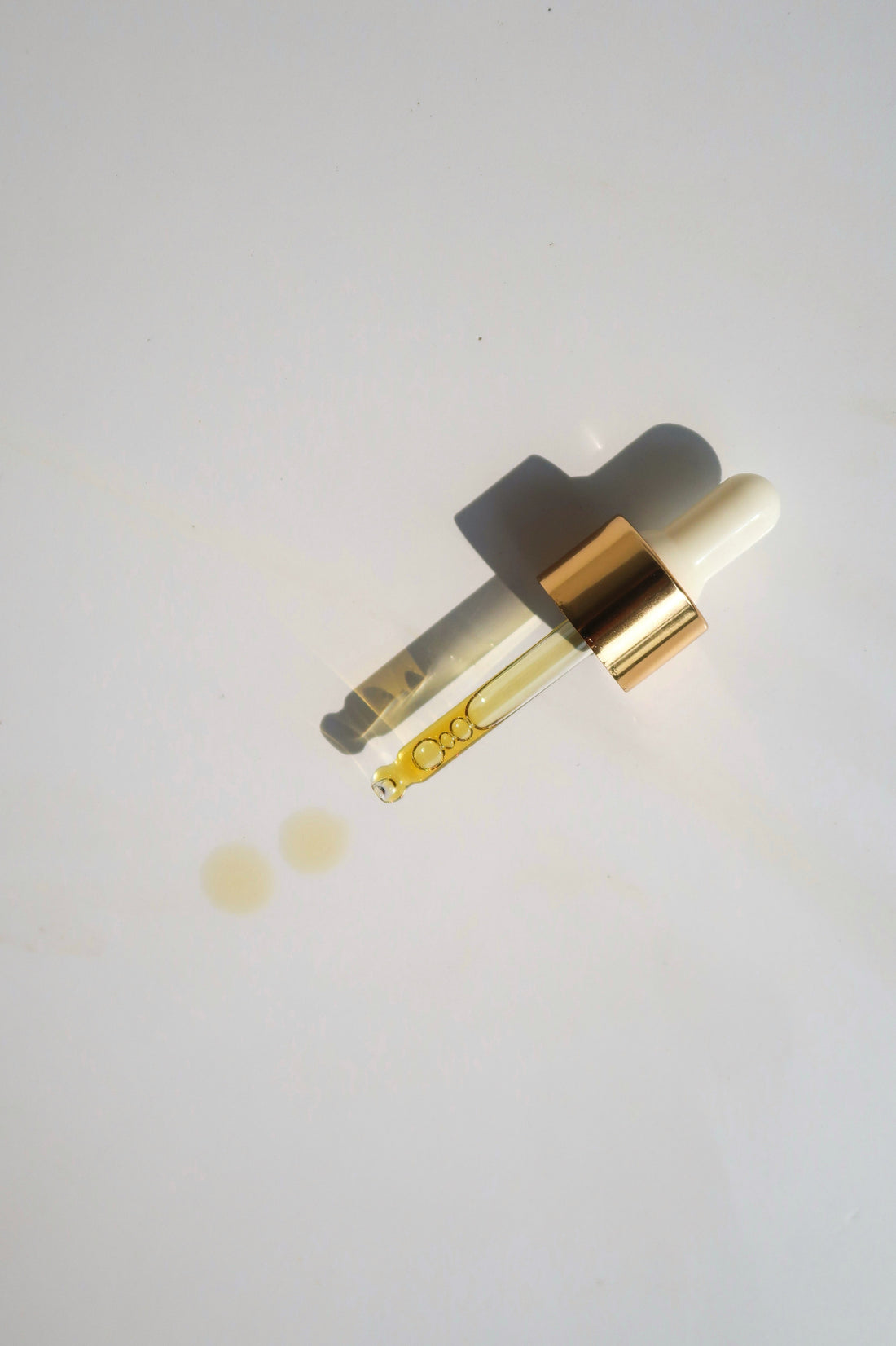 The Summer Body Hack That Actually Works: Herbs, Immunity & Hydration in One Drop